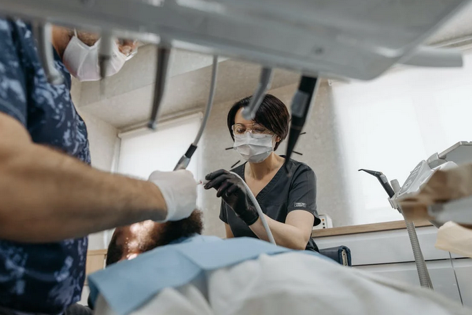 dental assistant